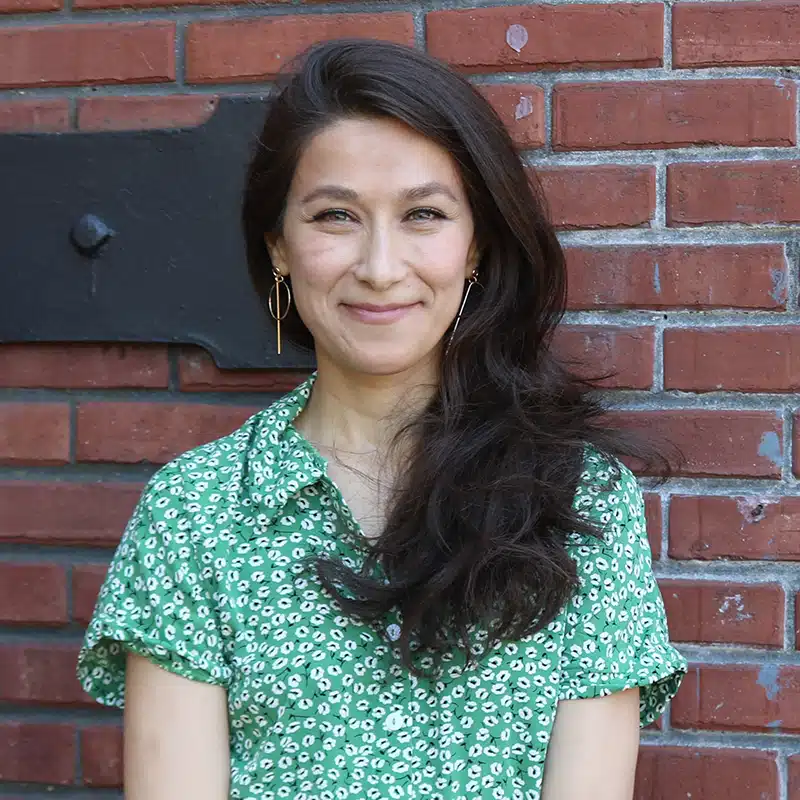 Aurora is a licensed Doctor of Acupuncture